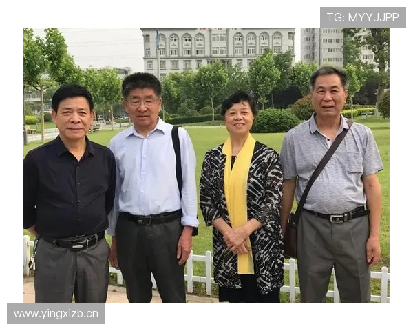 《从草根到巨星：那些改变体育历史的传奇人物背后的奋斗故事》 - 副本